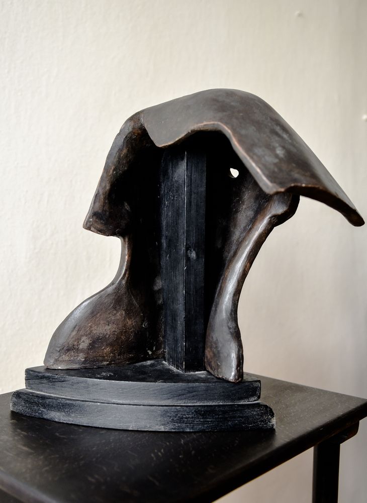 Maska s náhrdelníkem - 5